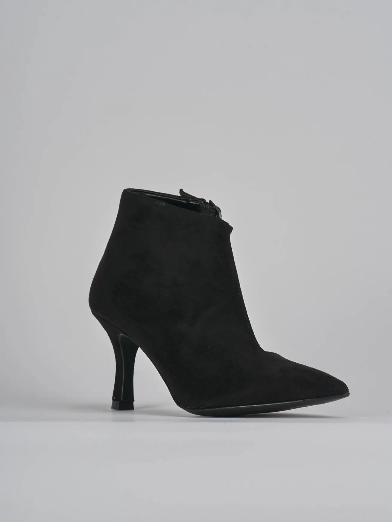 Stivaletti tacco 7cm camoscio nero