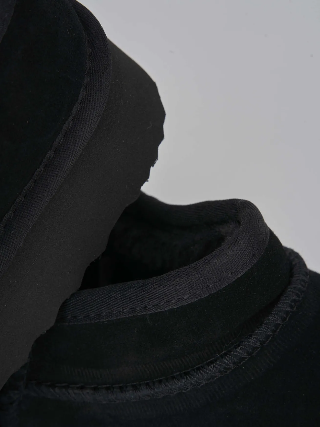 Stivaletti tacco 2cm camoscio nero