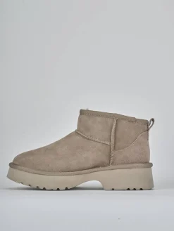 Stivaletti tacco 2cm camoscio beige