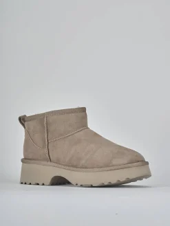 Stivaletti tacco 2cm camoscio beige