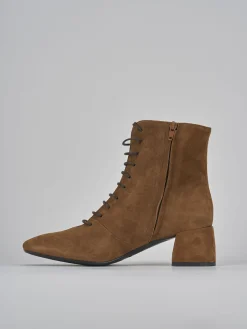 Stivaletti tacco 5cm camoscio marrone