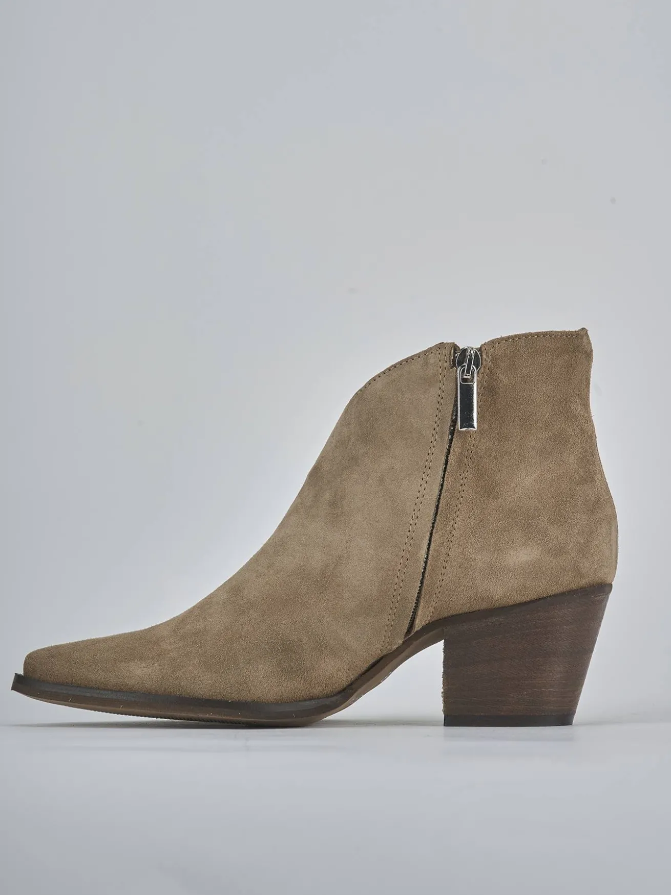 Stivaletti tacco 6cm camoscio marrone