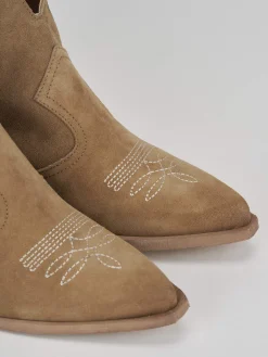 Stivaletti tacco 7cm camoscio beige