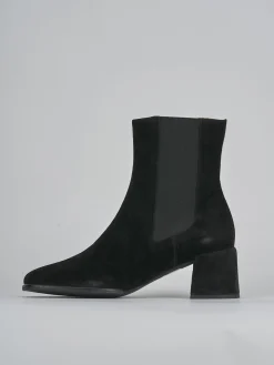 Stivaletti tacco 5cm camoscio nero