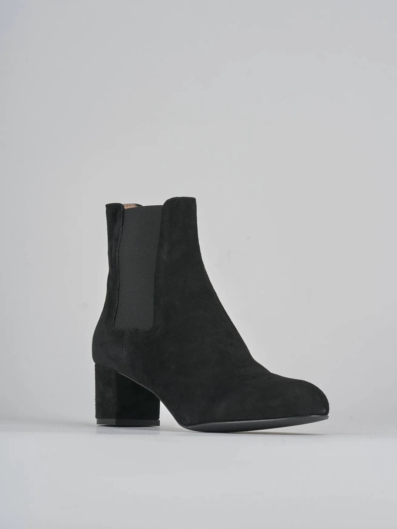 Stivaletti tacco 6cm camoscio nero