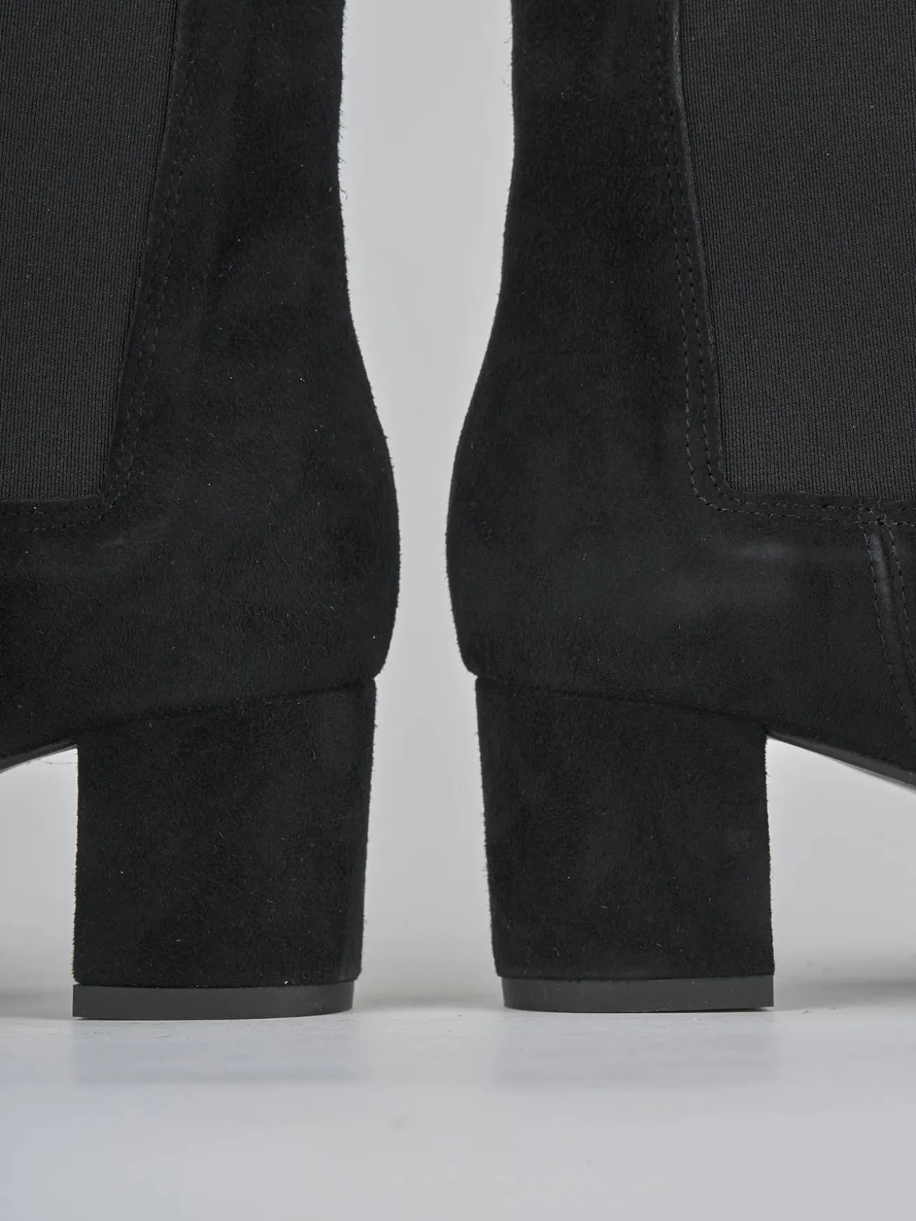 Stivaletti tacco 6cm camoscio nero