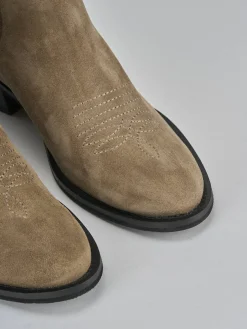 Stivaletti tacco 3cm camoscio marrone