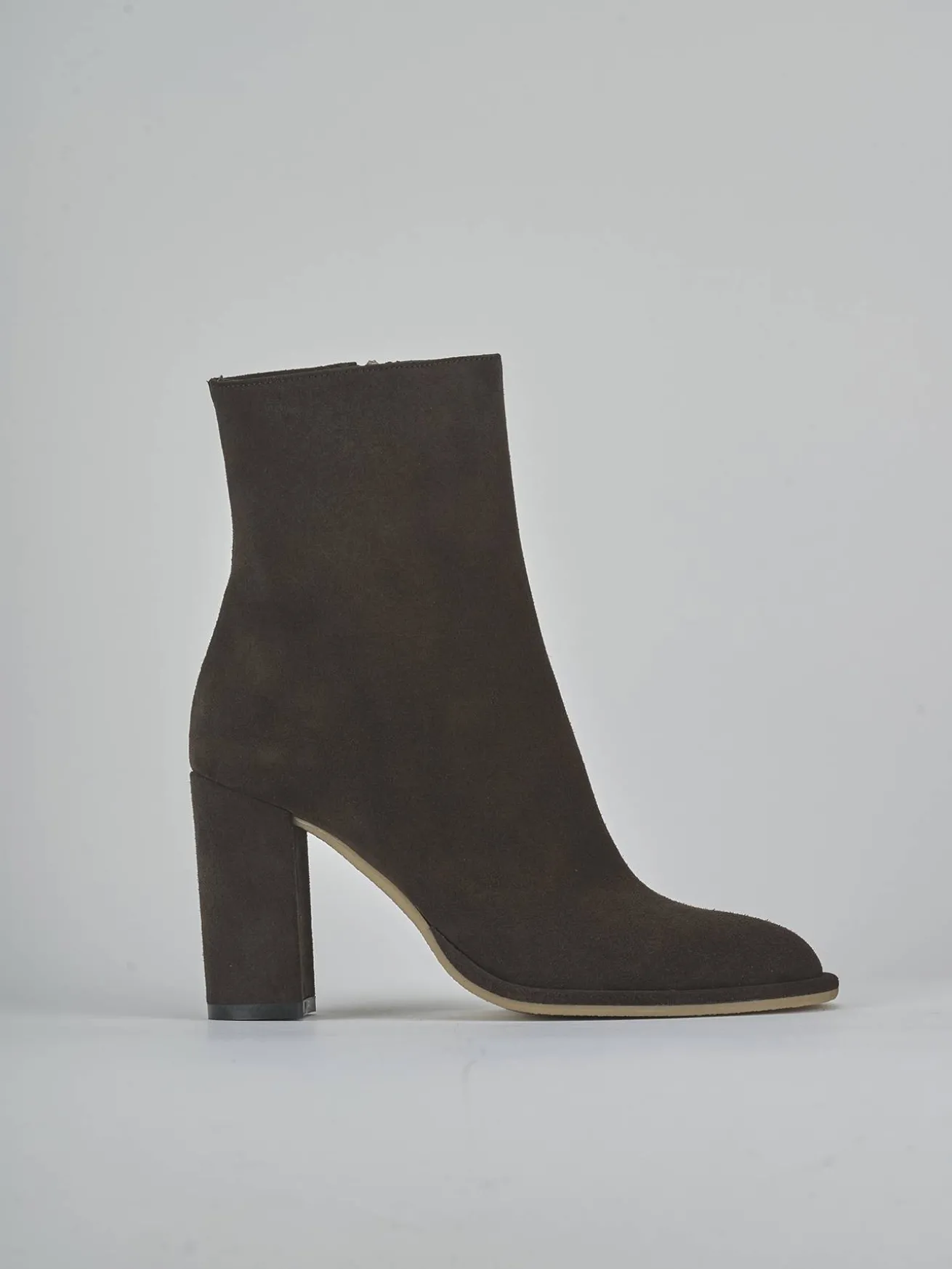 Stivaletti tacco 9cm camoscio testa