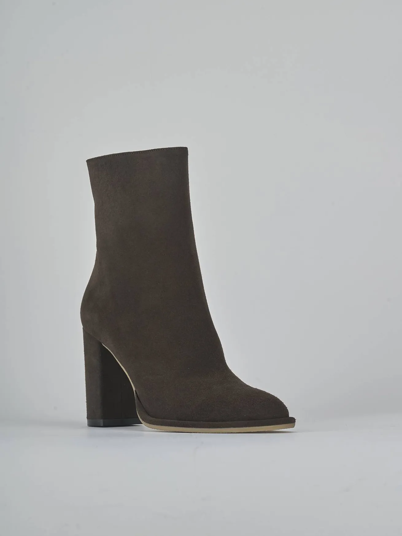 Stivaletti tacco 9cm camoscio testa