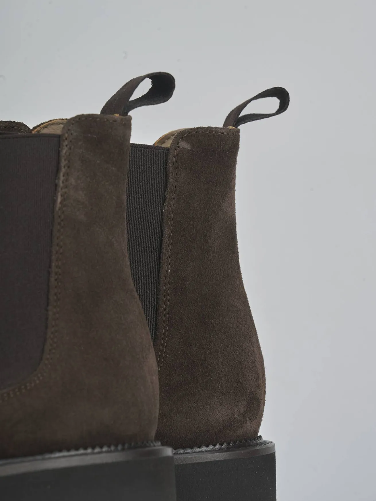 Stivaletti tacco 2cm camoscio testa