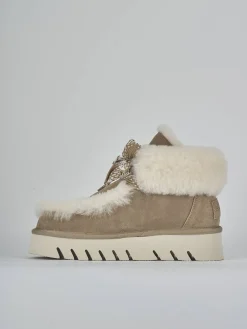 Stivaletti tacco 3cm camoscio beige