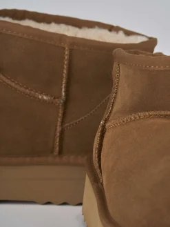 Stivaletti tacco 2cm camoscio marrone