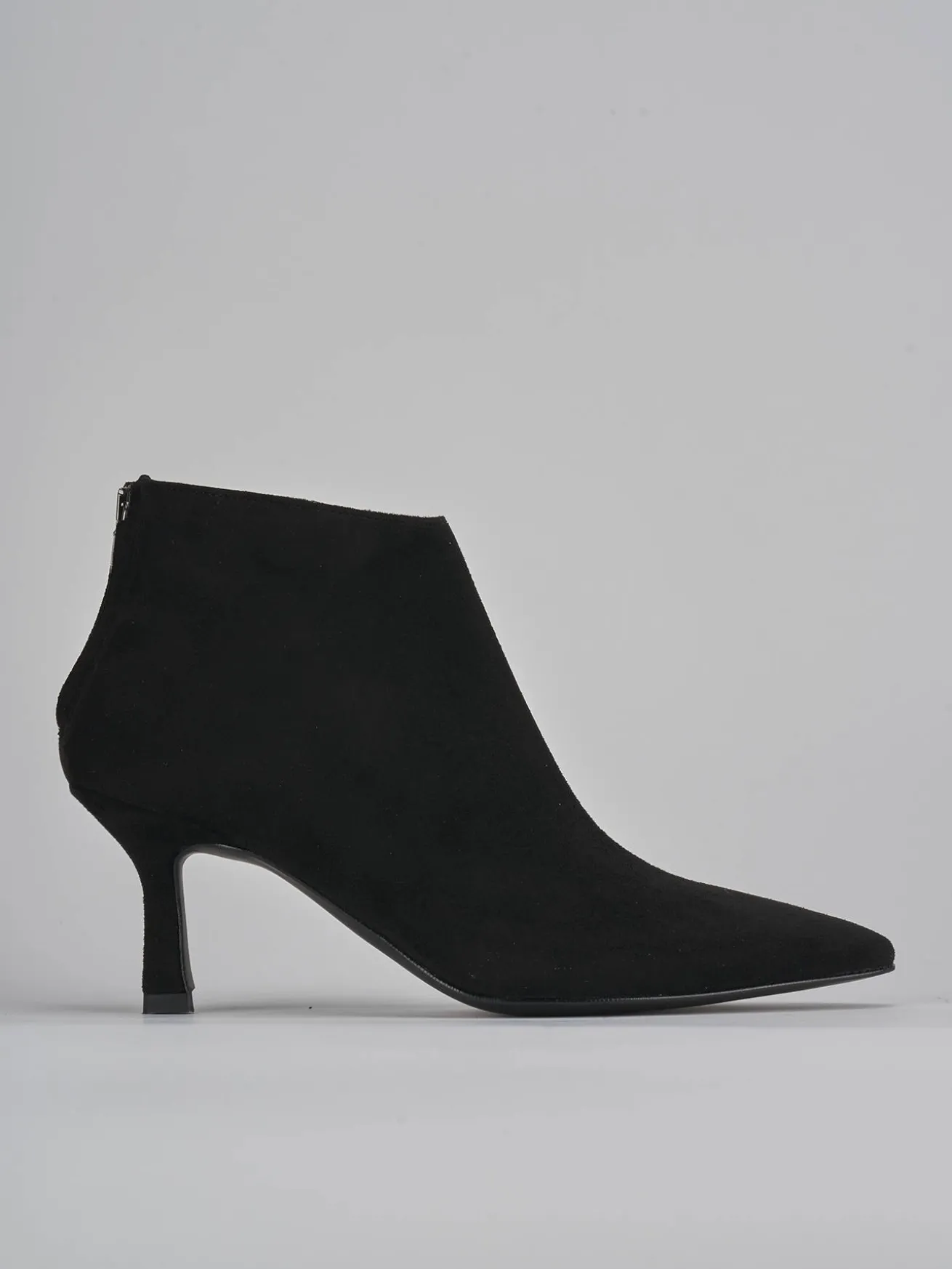 Stivaletti tacco 7cm camoscio nero