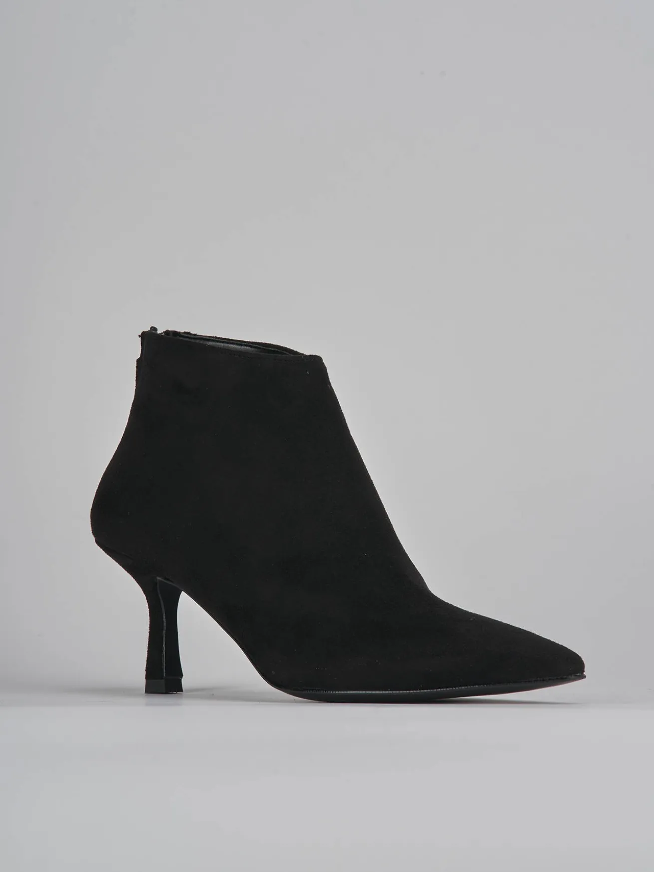 Stivaletti tacco 7cm camoscio nero