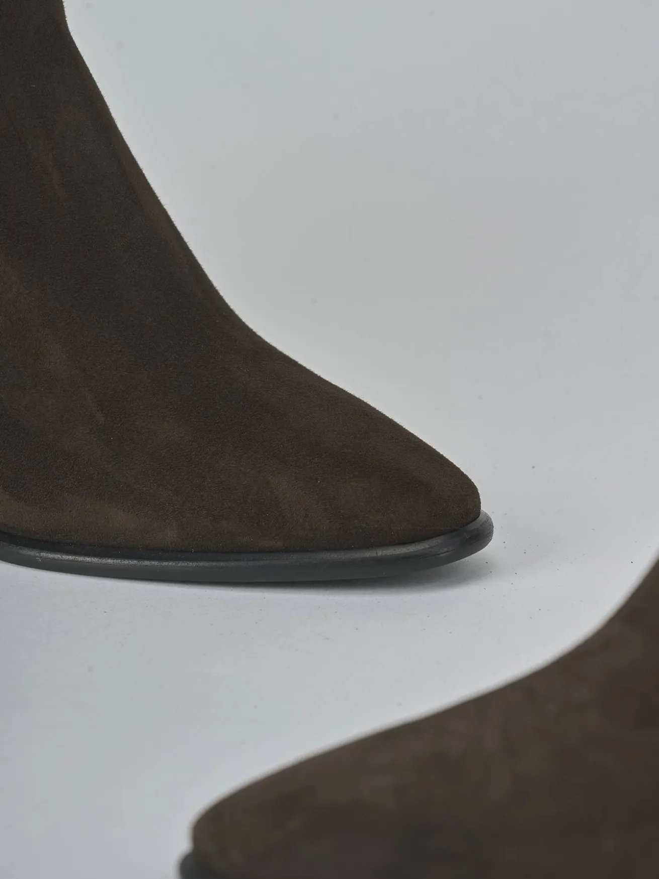 Stivaletti tacco 5cm camoscio testa