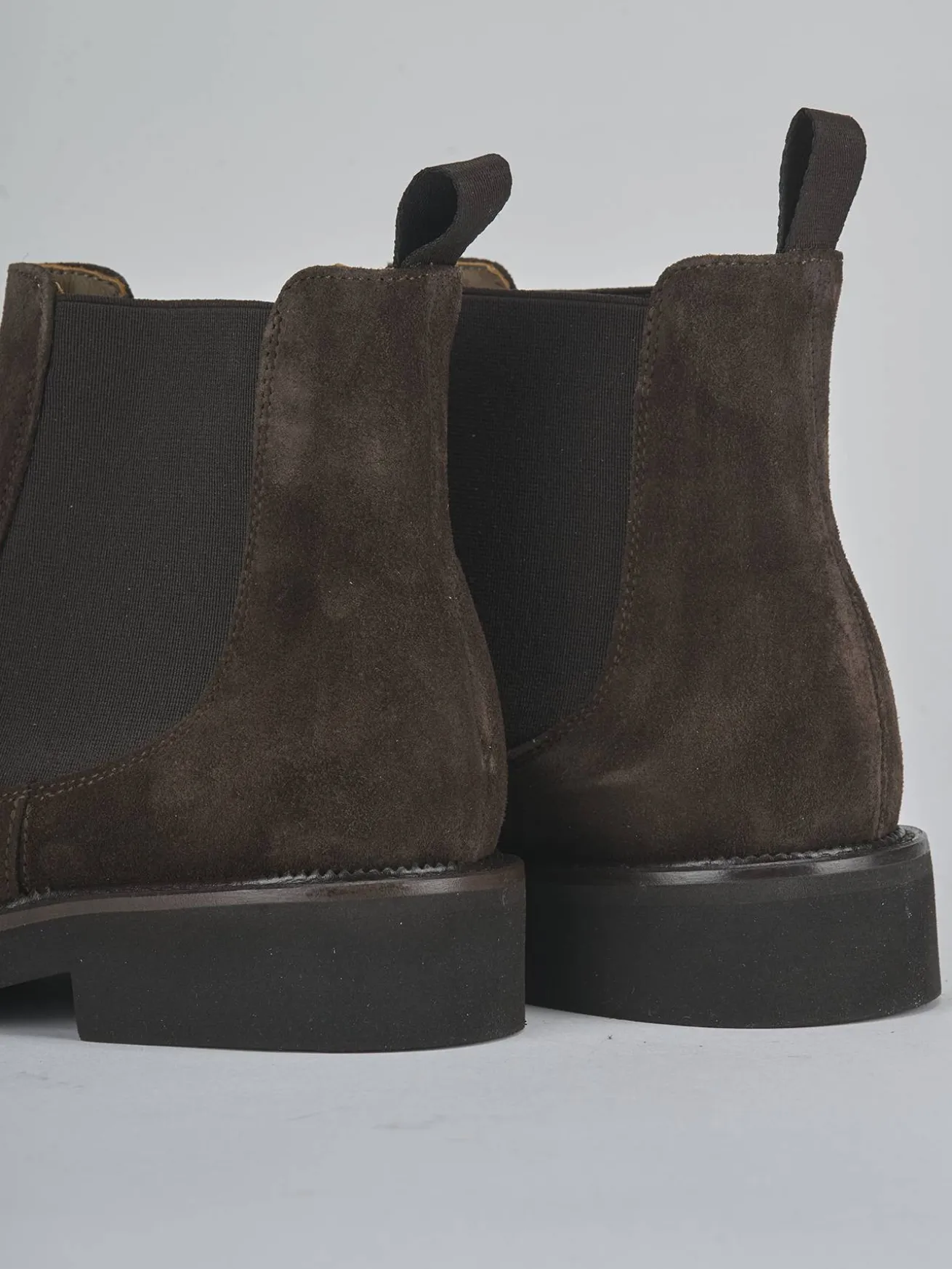 Stivaletti tacco 2cm camoscio testa