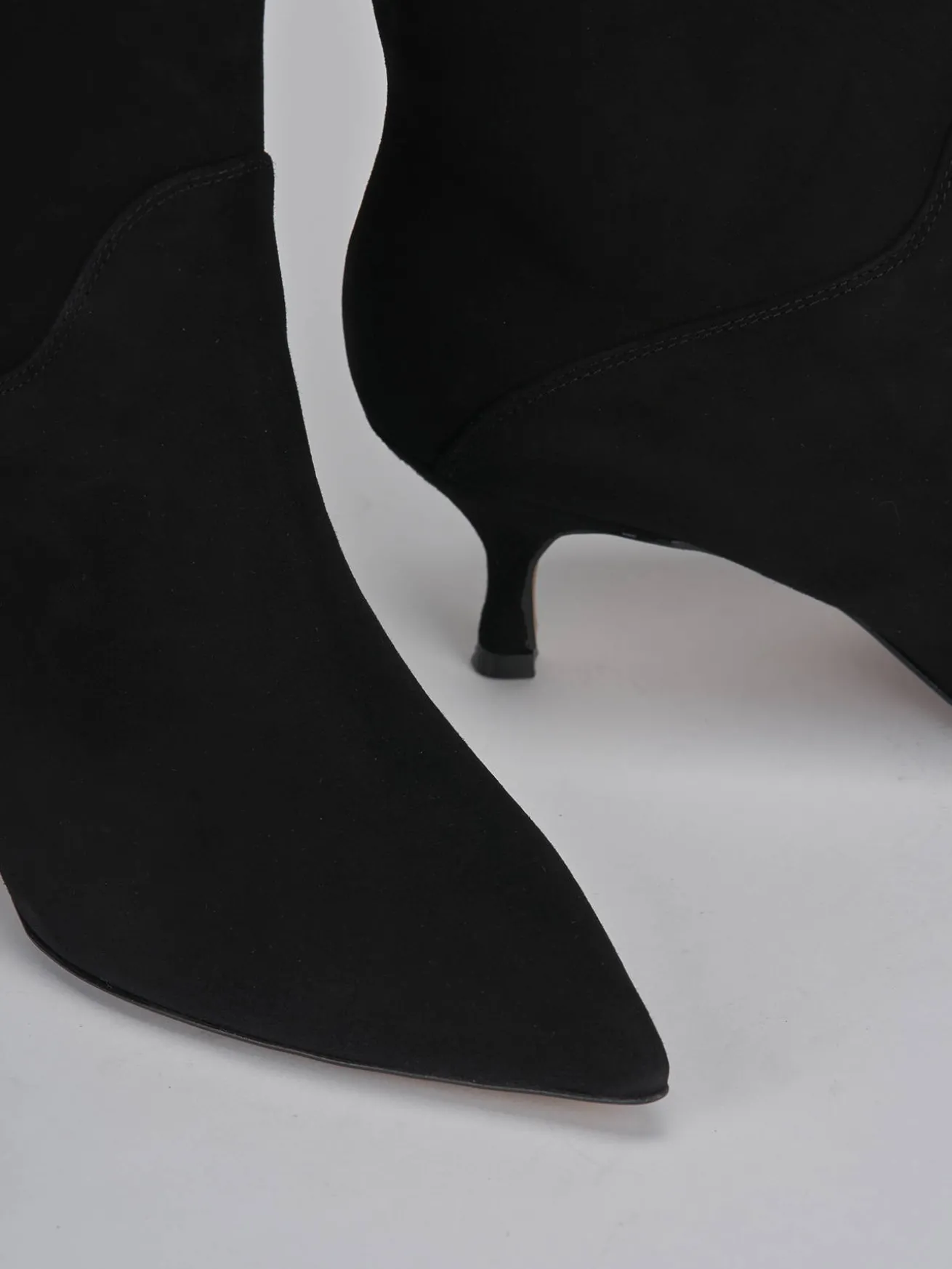 Stivaletti tacco 5cm camoscio nero