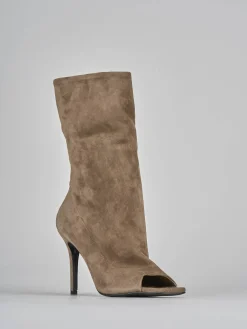 Stivaletti tacco 9cm camoscio beige