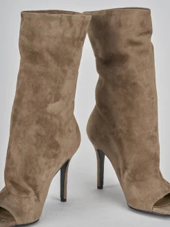 Stivaletti tacco 9cm camoscio beige