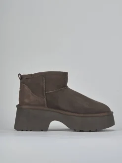 Stivaletti tacco 3cm camoscio testa