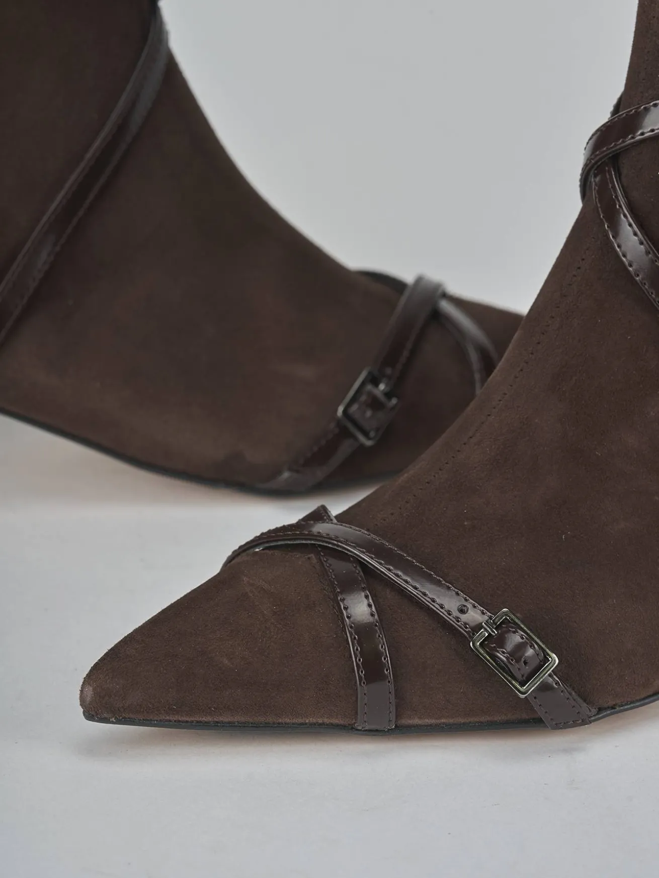 Stivaletti tacco 5cm camoscio testa