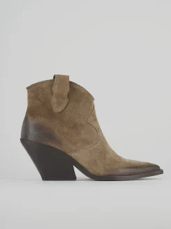 Stivaletti tacco 7cm camoscio beige