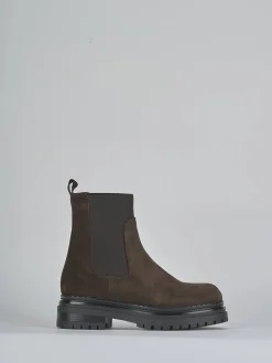 Stivaletti tacco 2cm camoscio testa