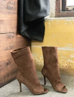 Stivaletti tacco 9cm camoscio marrone