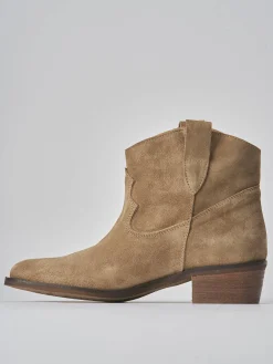 Stivaletti tacco 3cm camoscio marrone