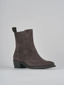 Stivaletti tacco 3cm camoscio testa