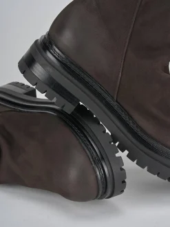 Stivaletti tacco 3cm nabuk testa