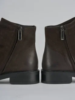 Stivaletti tacco 2cm nabuk testa