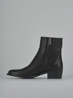 Stivaletti tacco 3cm pelle nero