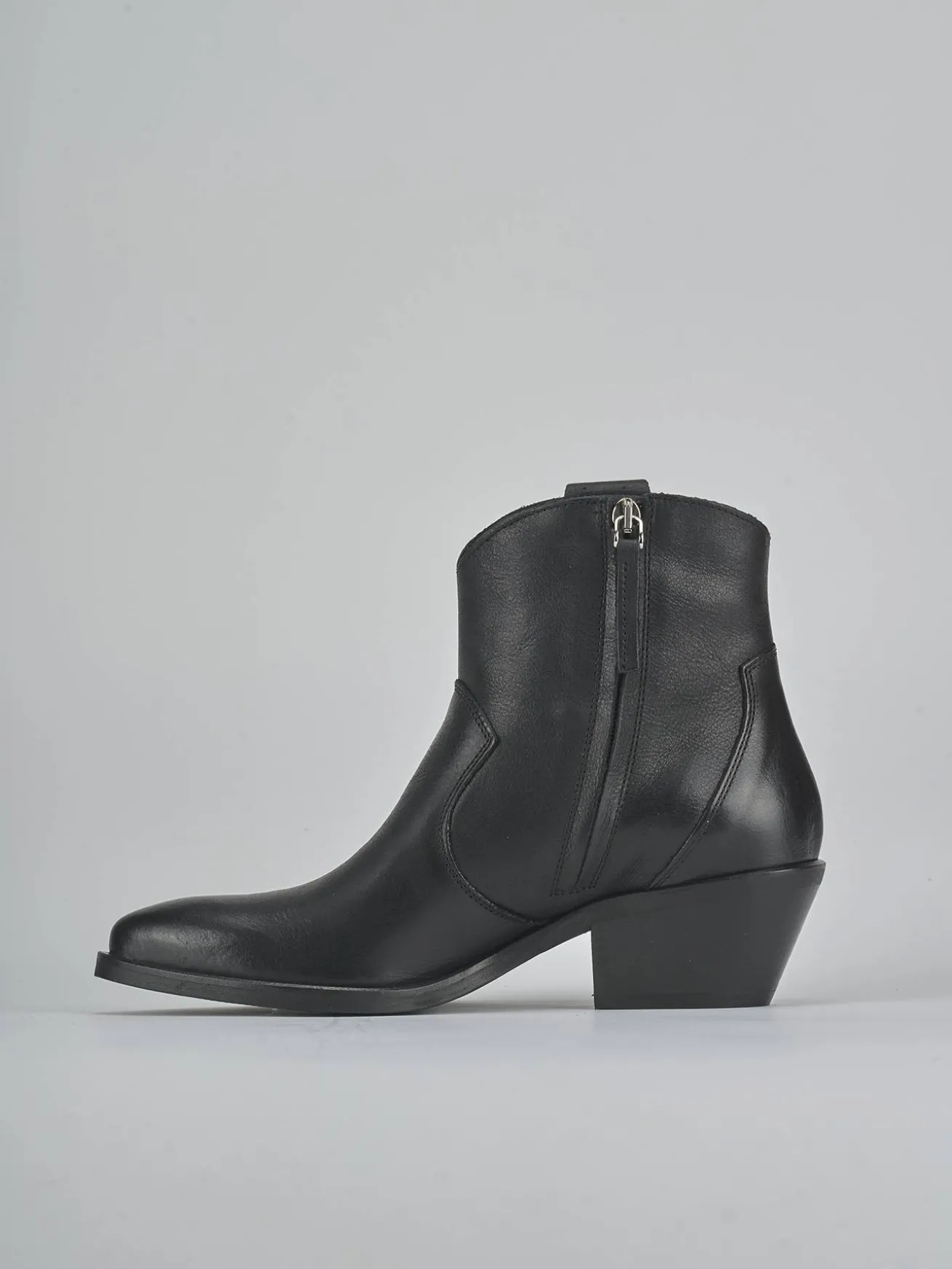 Stivaletti tacco 4cm pelle nero