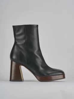 Stivaletti tacco 9cm pelle nero