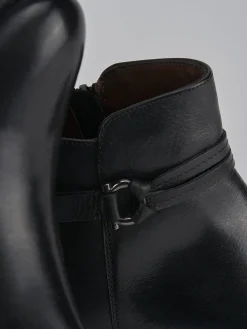 Stivaletti tacco 2cm pelle nero