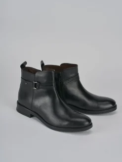 Stivaletti tacco 2cm pelle nero