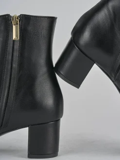 Stivaletti tacco 6cm pelle nero