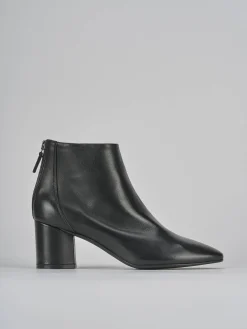 Stivaletti tacco 5cm pelle nero