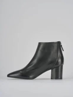 Stivaletti tacco 5cm pelle nero