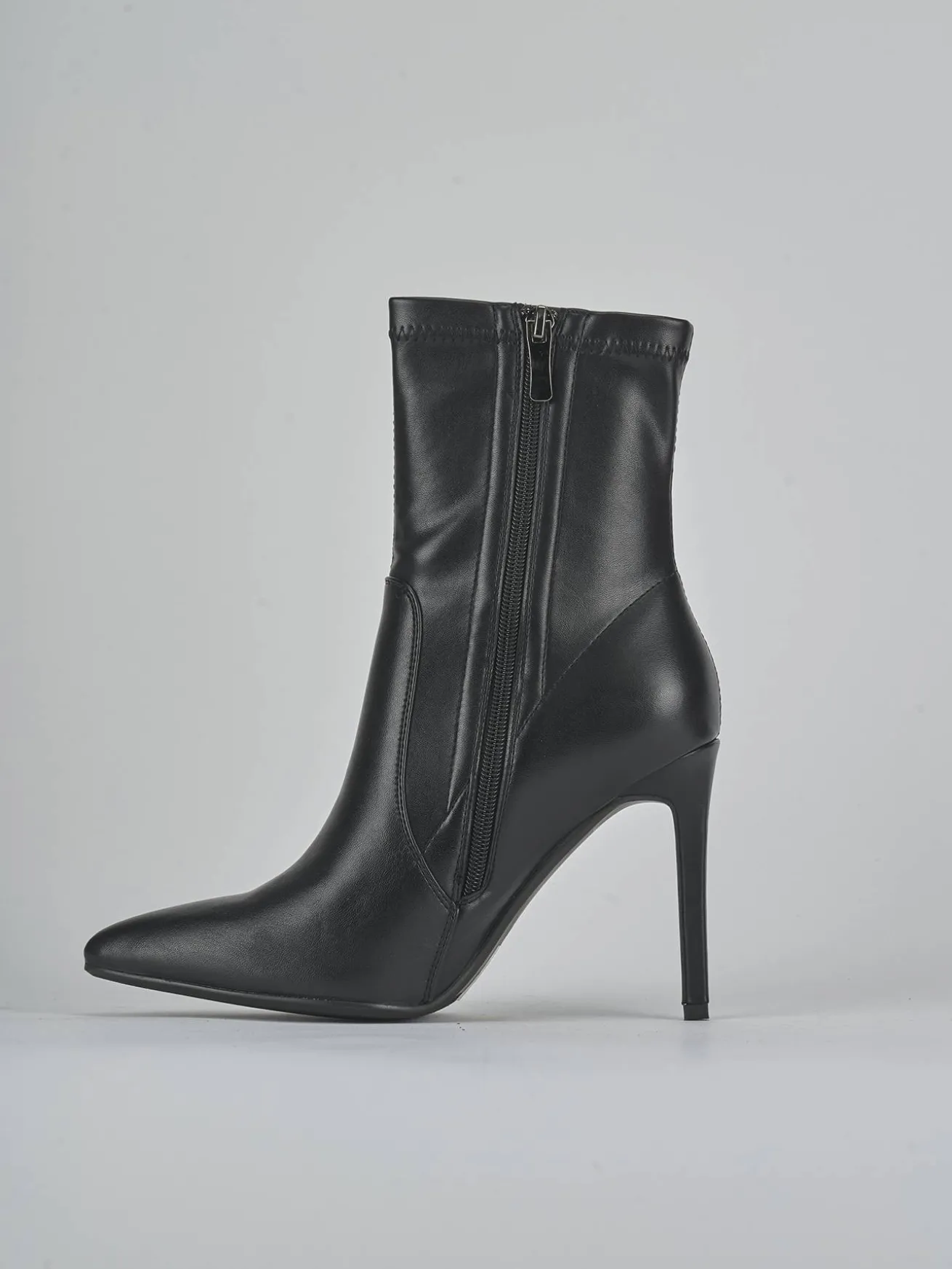 Stivaletti tacco 10cm pelle sostenibile nero