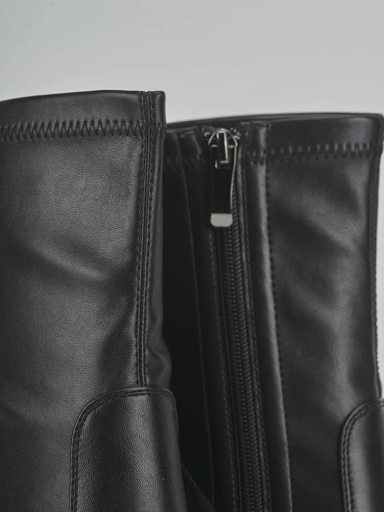 Stivaletti tacco 10cm pelle sostenibile nero