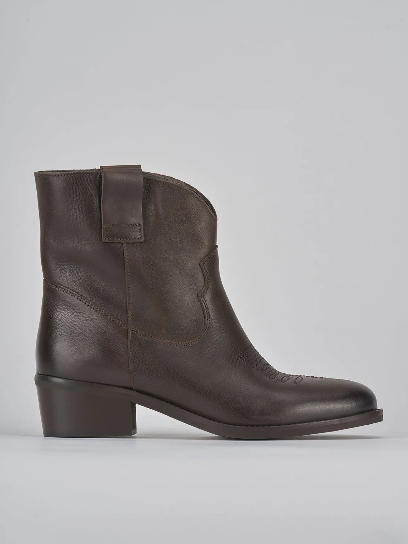 Stivaletti tacco 3cm pelle testa