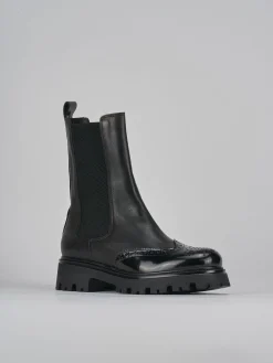 Stivaletti tacco 2cm pelle nero