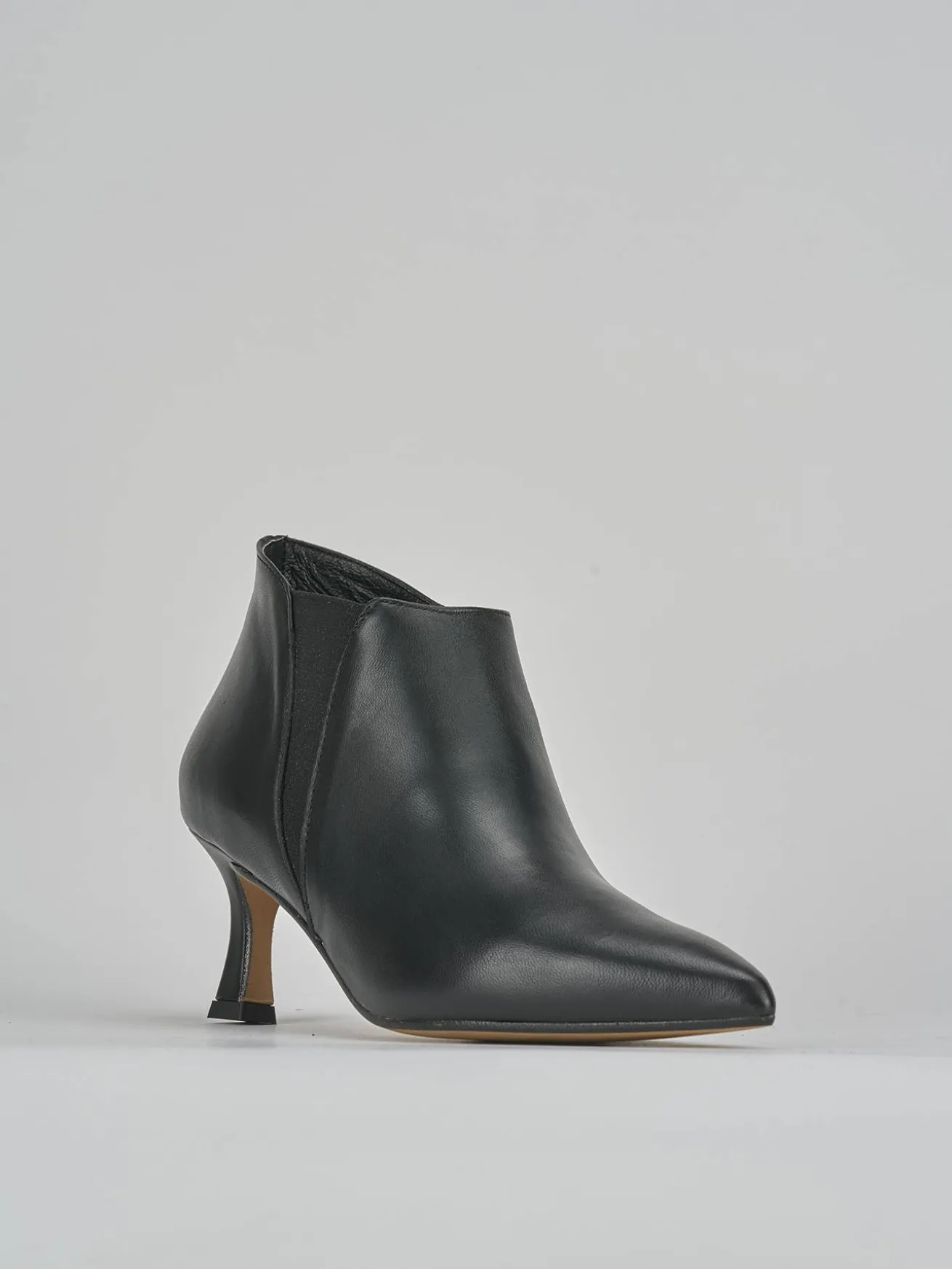 Stivaletti tacco 5cm pelle nero