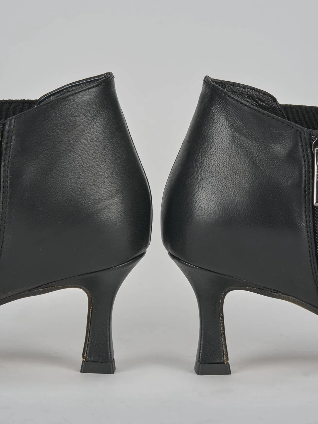 Stivaletti tacco 5cm pelle nero