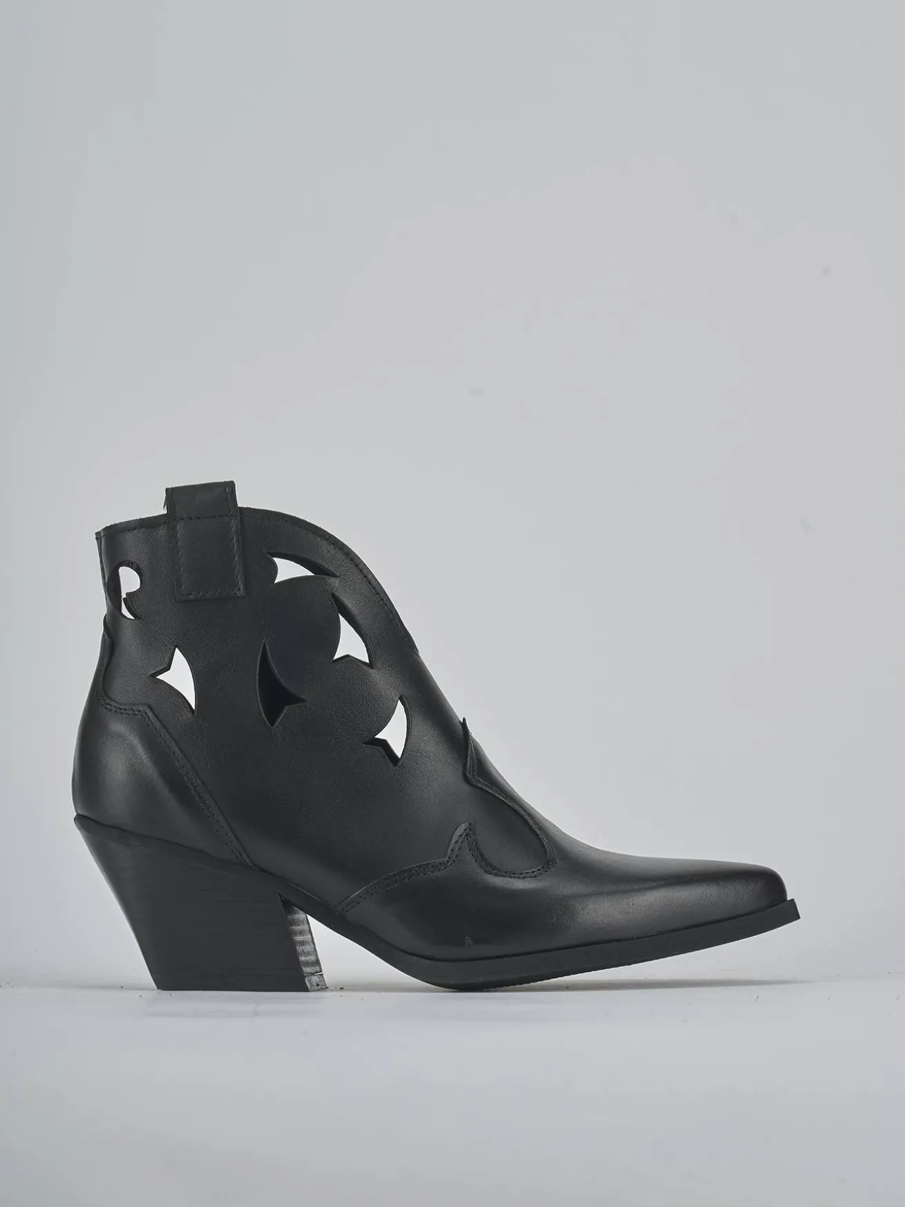 Stivaletti tacco 6cm pelle nero