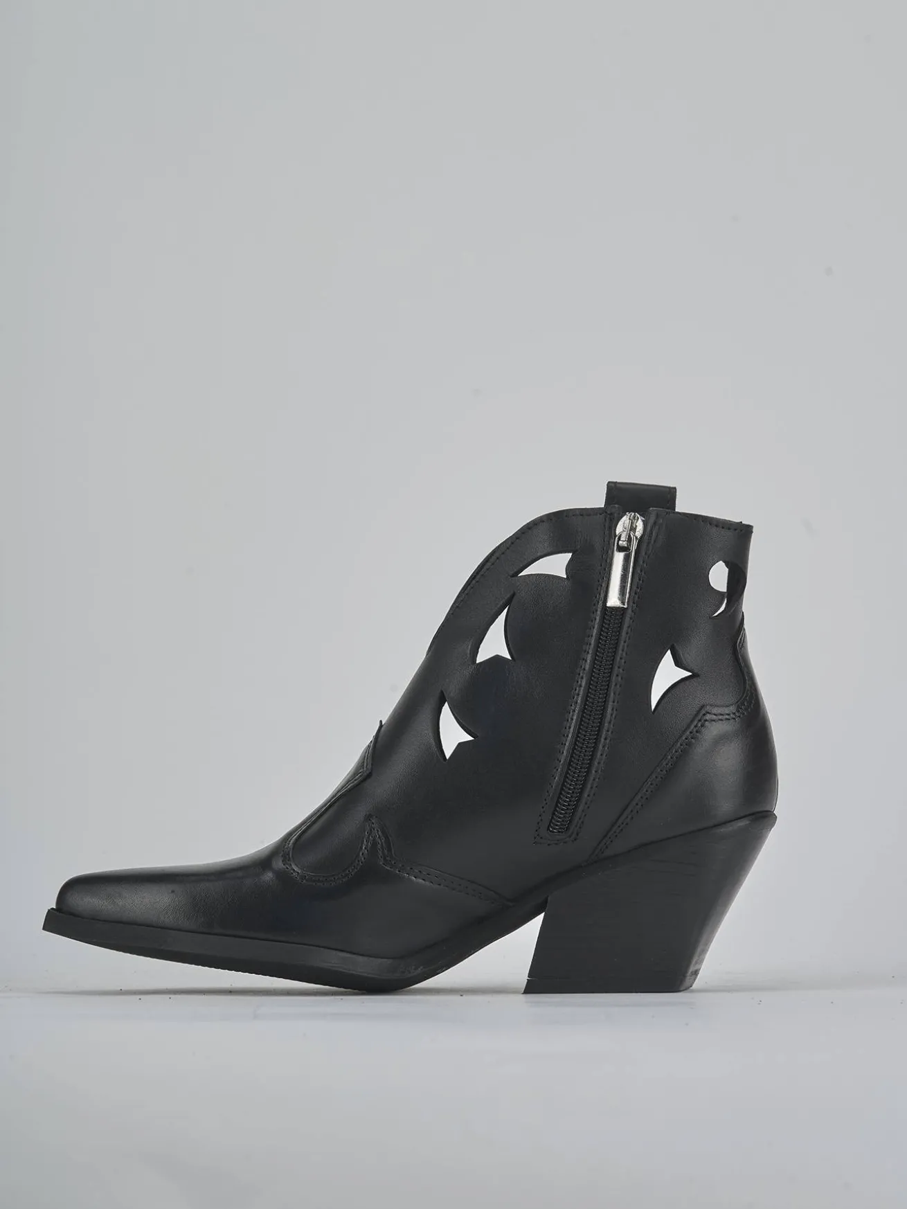 Stivaletti tacco 6cm pelle nero