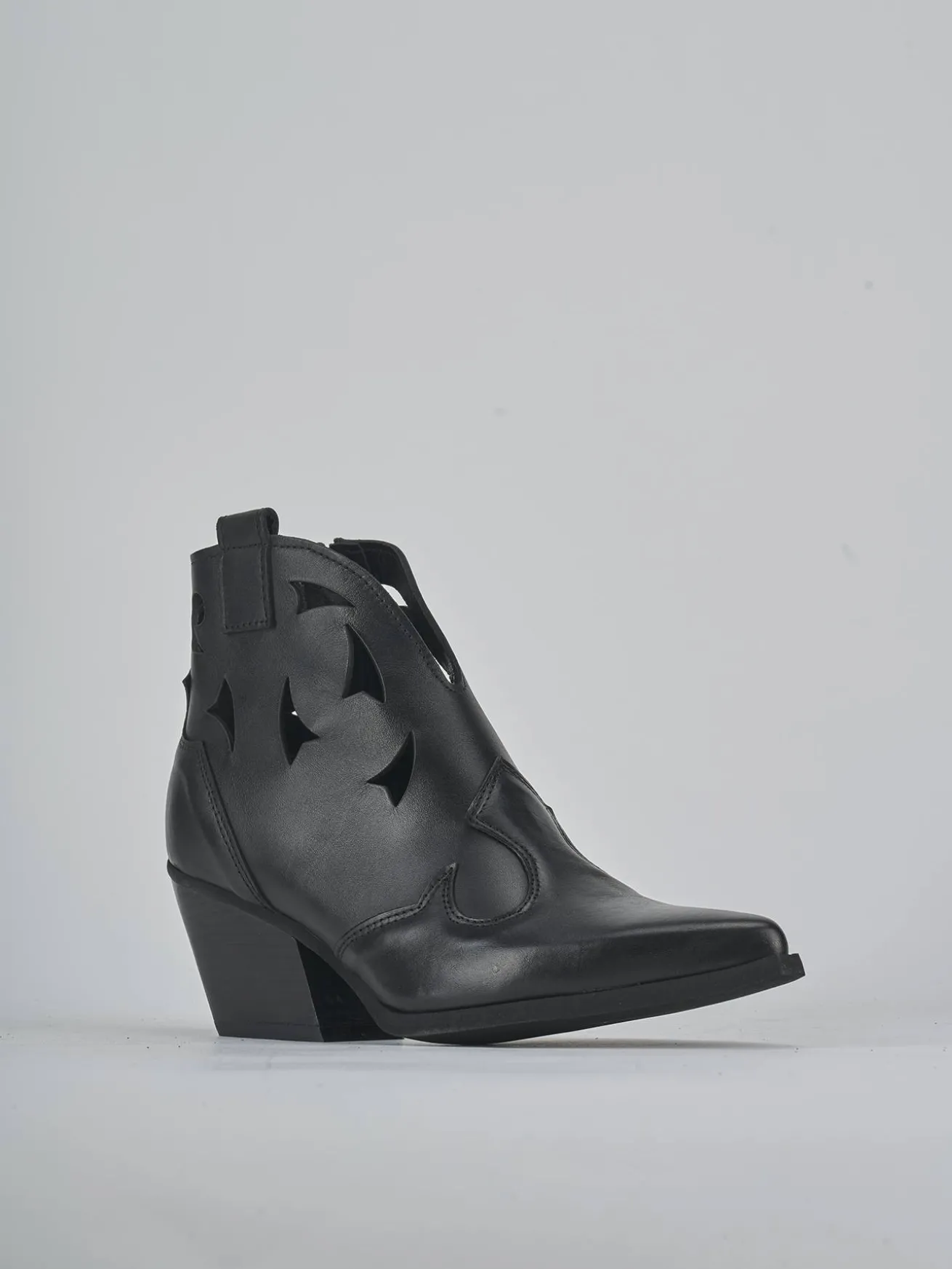 Stivaletti tacco 6cm pelle nero