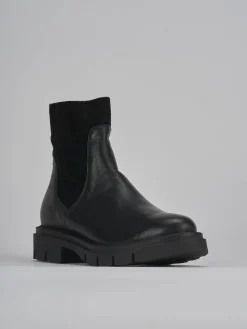 Stivaletti tacco 4cm pelle nero